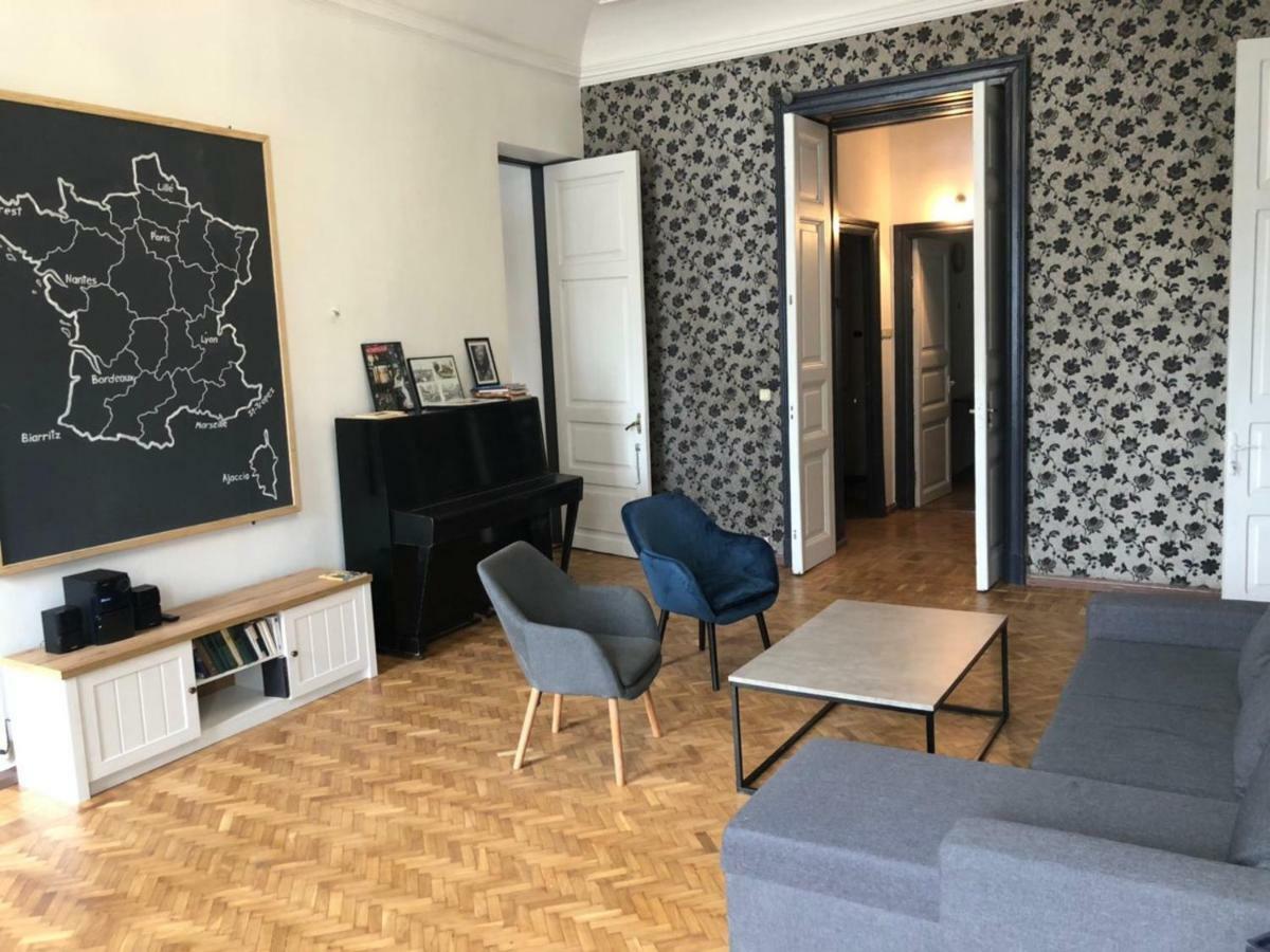 Great Appartment In The Center Of Odessa 外观 照片